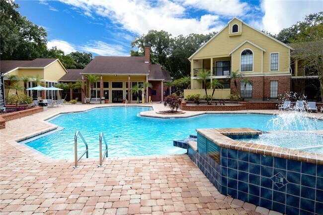 Building Photo - 8643 Mallard Reserve Dr