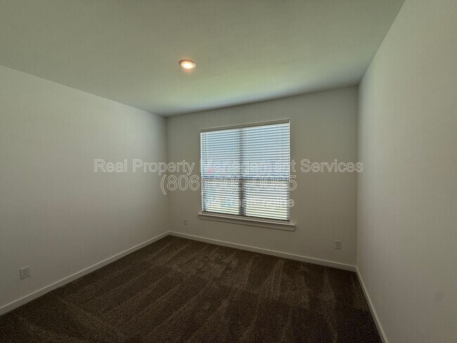 Building Photo - 2217 150th Pl