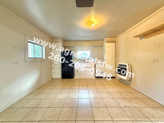 Building Photo - 6631 Goings Rd