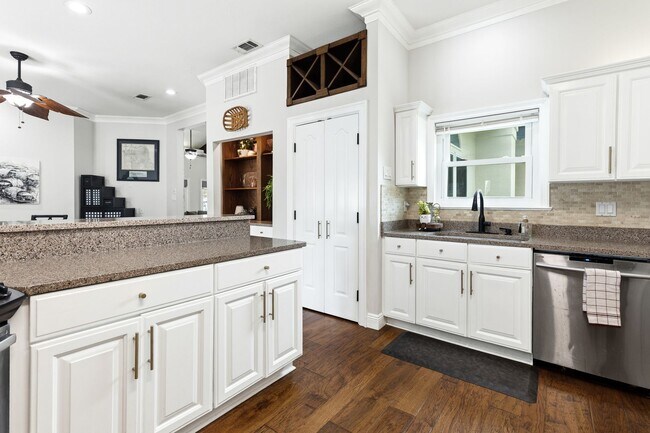 Building Photo - 4086 Indian Trail