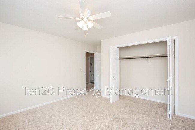 Building Photo - 4065 Windtree Ln