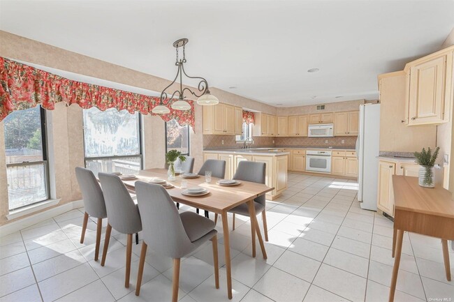 Building Photo - 8 Mondavi Ln