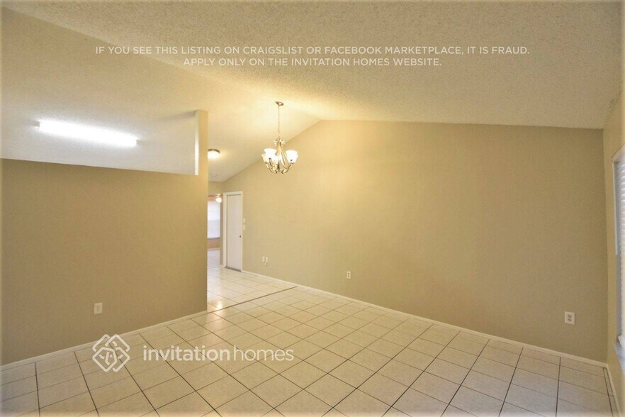Building Photo - 7839 Putnam Cir