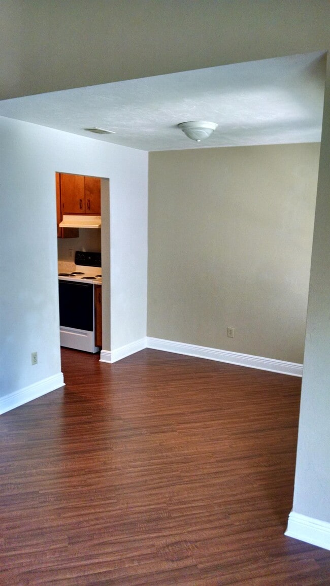 Building Photo - 1215 Stone Green Ct