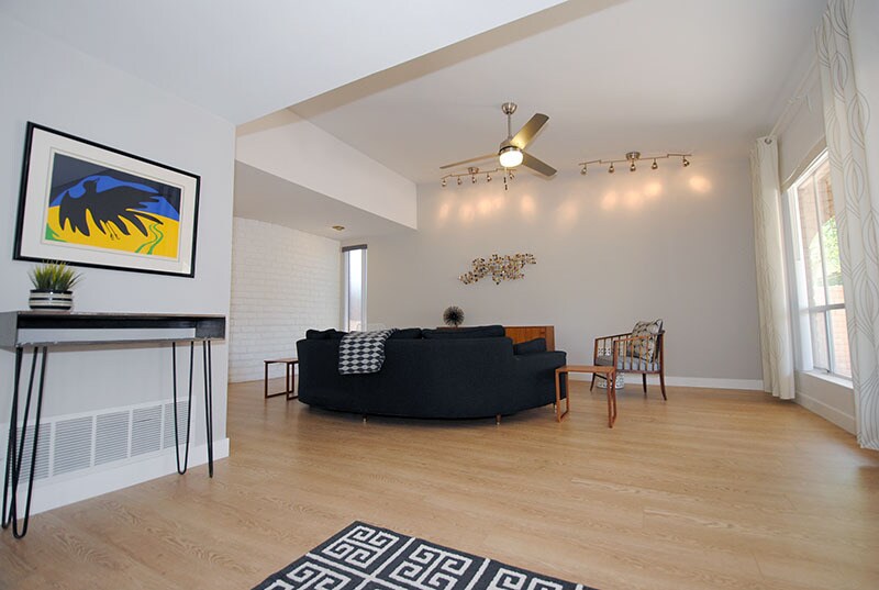 Building Photo - 3703 E Montecito Ave