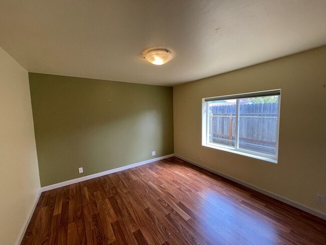 Building Photo - Charming Newly Remodeled 1-Bedroom ADU in ...