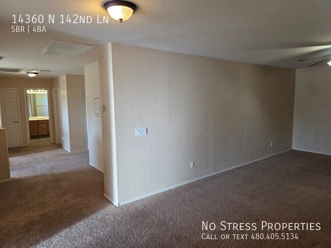 Building Photo - 14360 N 142nd Ln