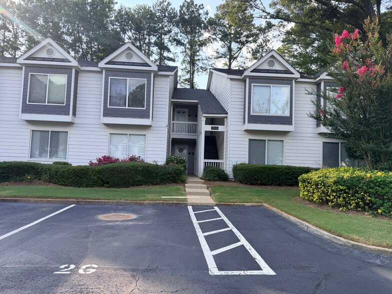 Building Photo - 26 Rumson Ct SE