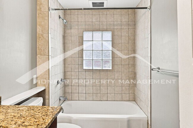 Building Photo - 3166 W Walsh Pl