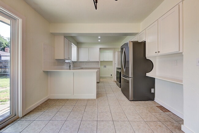 Building Photo - 8229 NW 115th St