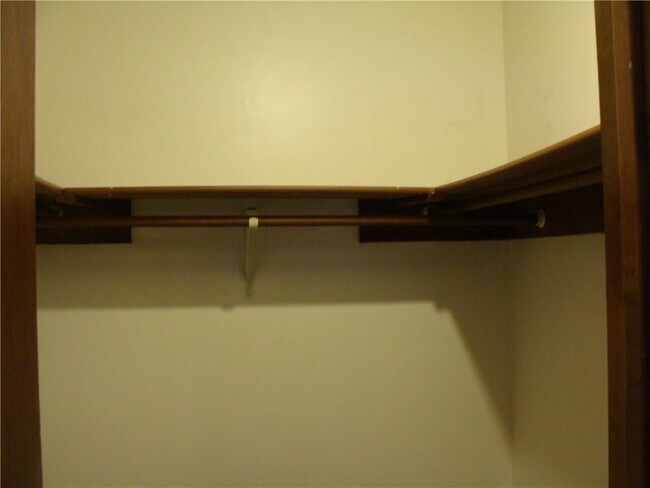 Building Photo - 2331 Newgate Dr