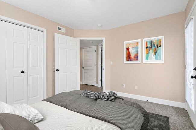 Building Photo - You can afford to dwell well at Crosswinds Apartments