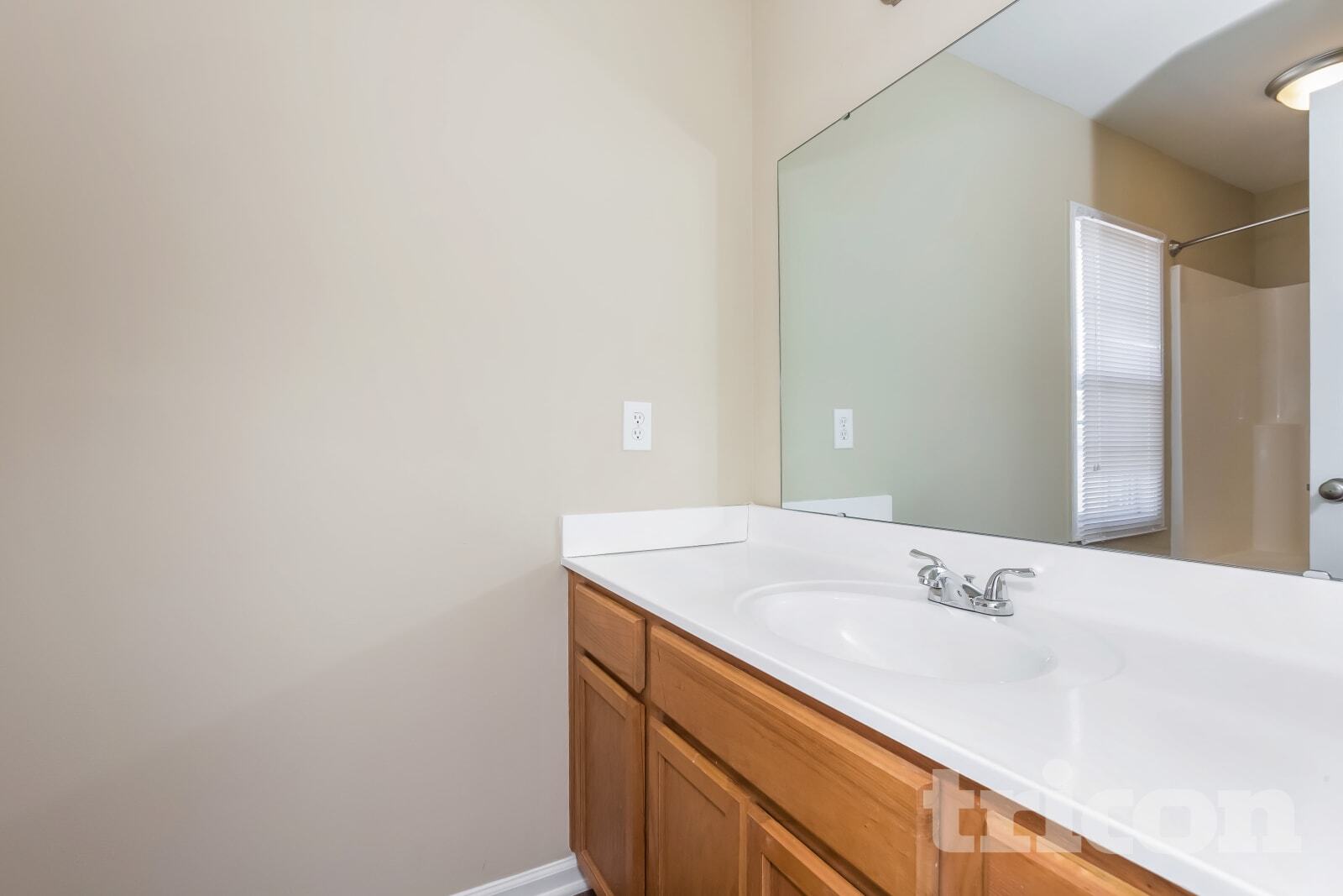 Building Photo - 403 Parkstone Ct