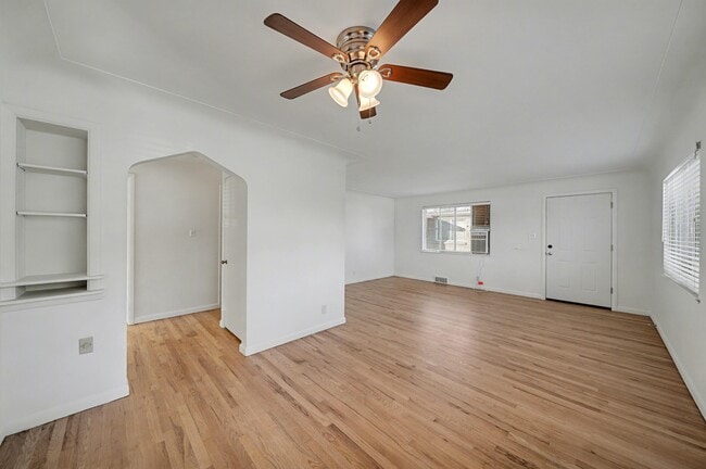 Building Photo - 1455 Jasmine St