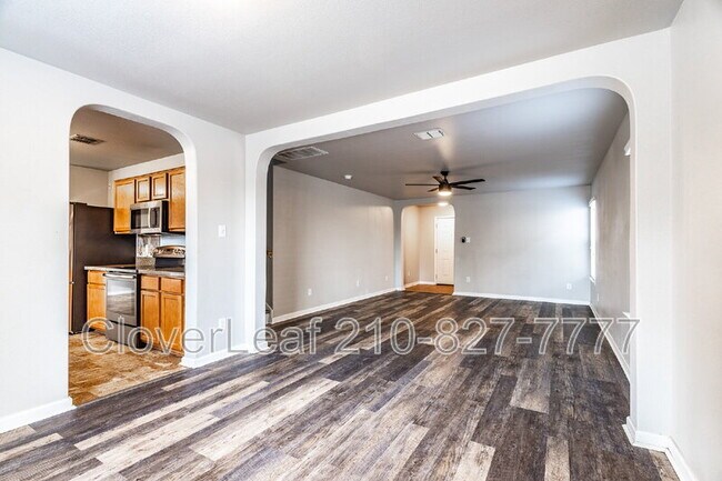 Building Photo - 7343 Lyia Br