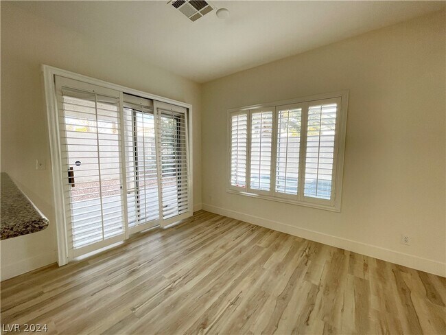 Building Photo - 7732 Crenshaw Way