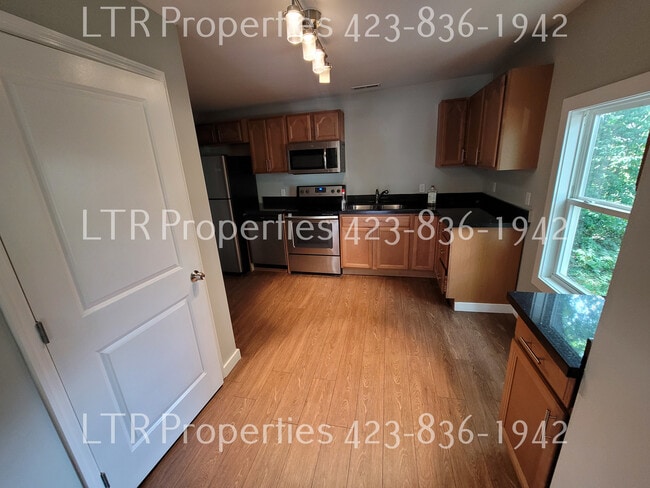 Building Photo - Flynn st (1203