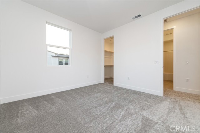 Building Photo - 548 Mulligan