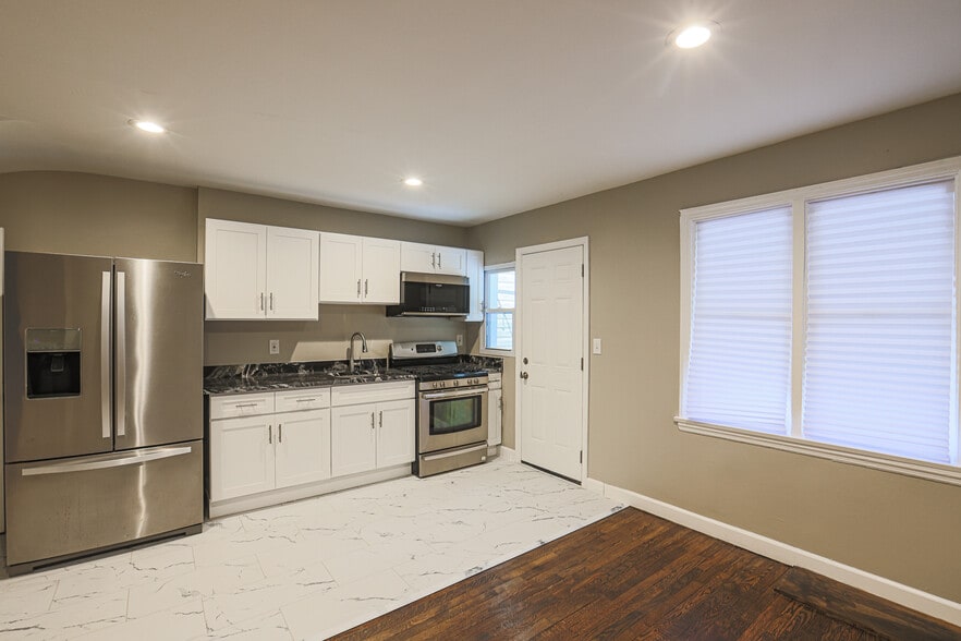 Building Photo - 2454 Terra Firma Rd