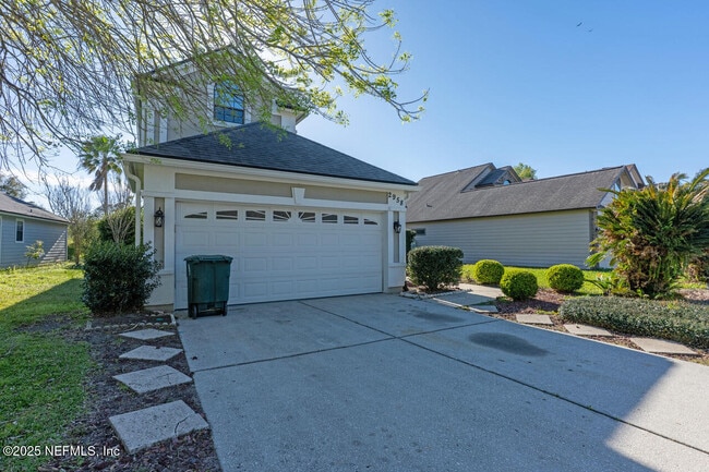 Primary Photo - 2958 Lantana Lakes Dr E
