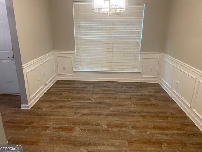 Building Photo - 1507 Cardinal Ln