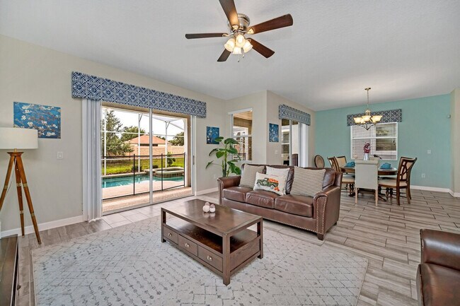 Primary Photo - 1614 Moon Valley Dr