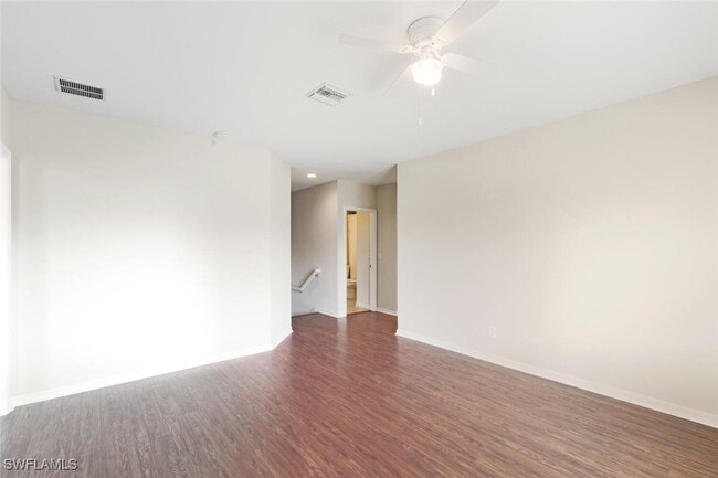 Building Photo - 14825 Sutherland Ave