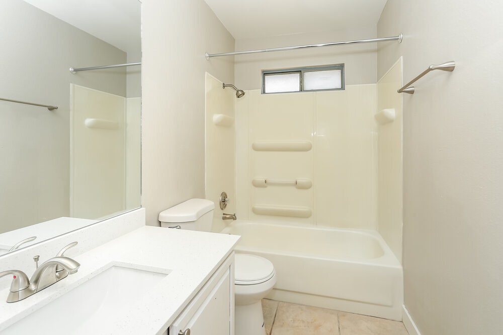 Building Photo - 5221 Shady Grove Ln