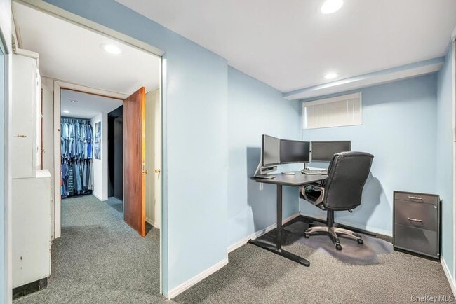 Building Photo - 2327 Cleveland St