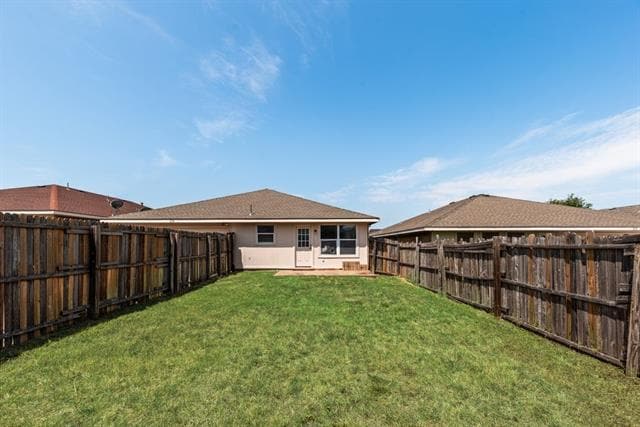 Building Photo - 636 Canyon Pl