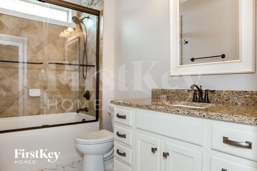 Building Photo - 740 Wood Lily Dr