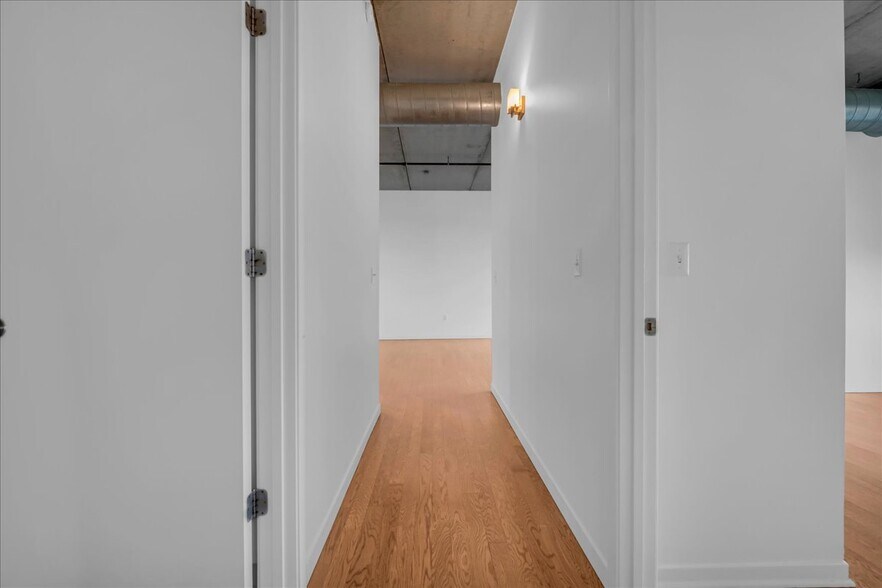 Building Photo - 3670 Woodward Ave