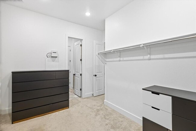 Building Photo - 1006 Scarlet Sage Dr