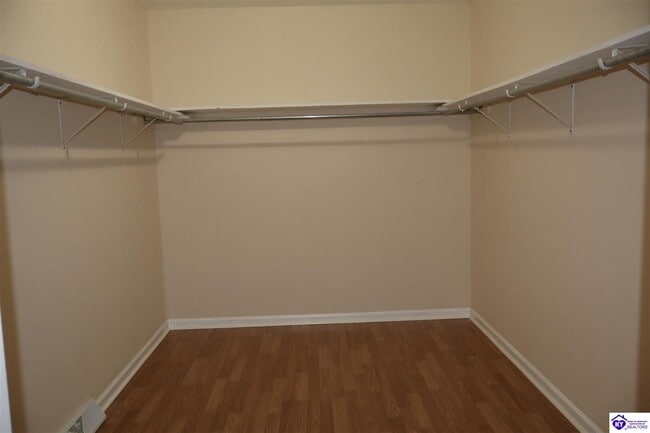 Building Photo - 4484 Rineyville Rd