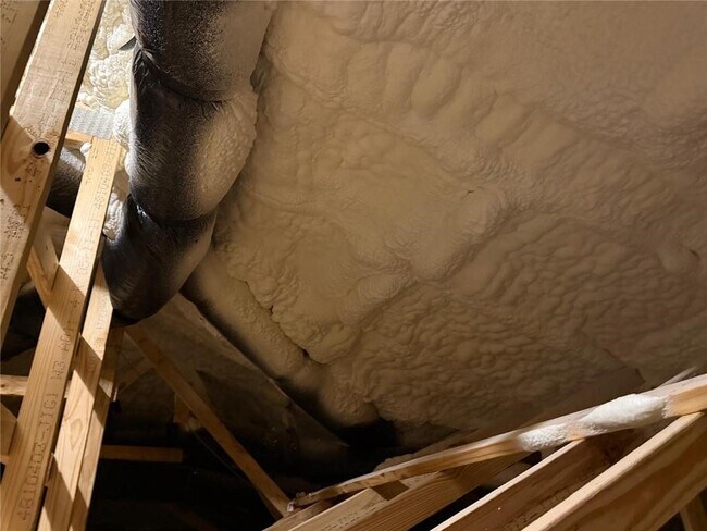 Building Photo - 314 Sequoia Ln