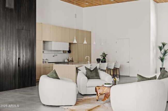 Building Photo - 5156 N 45th Pl