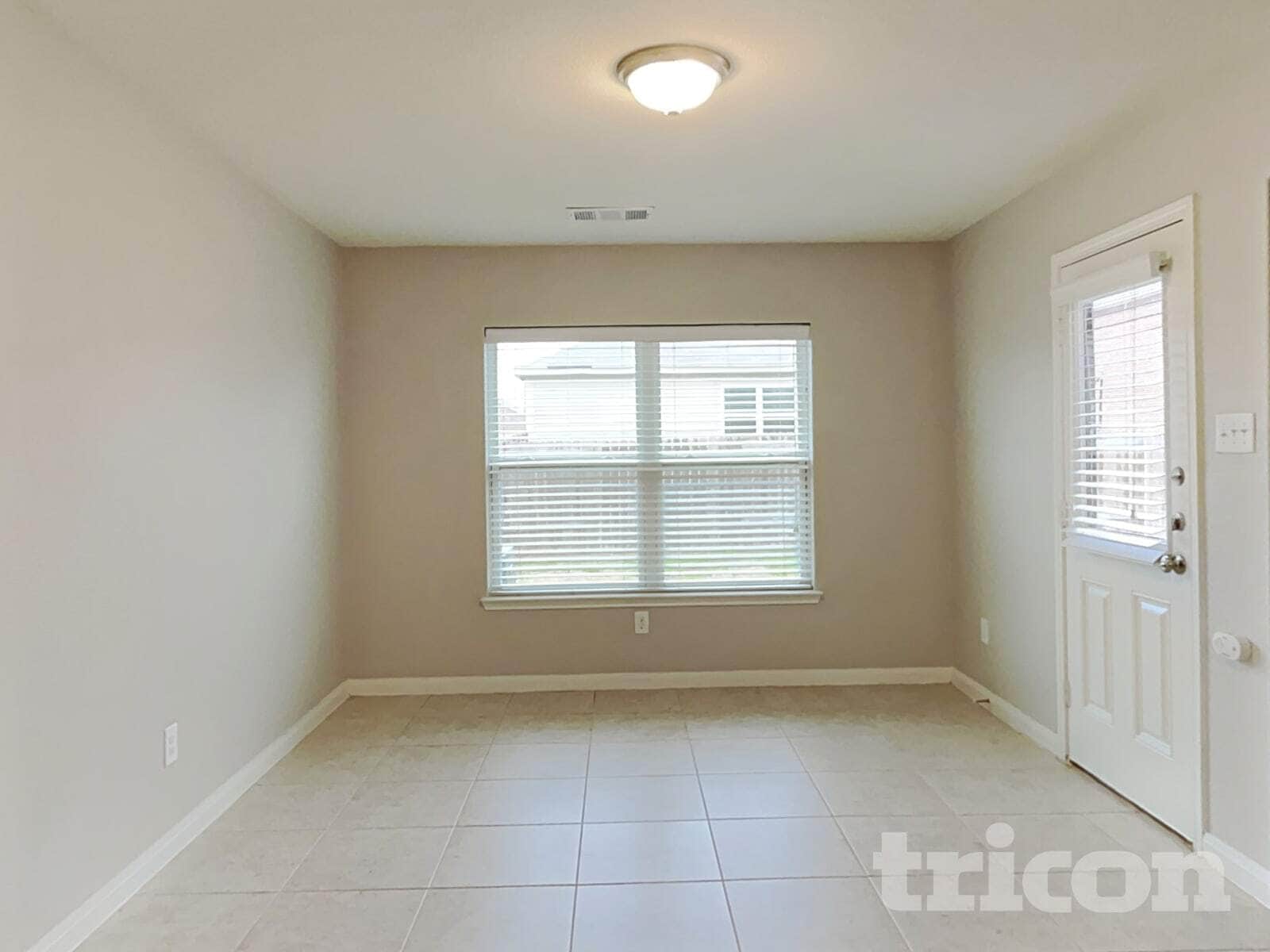 Building Photo - 224 Cottonwood Dr