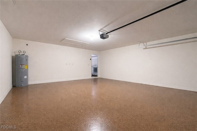 Building Photo - 1222 NE 40th Terrace