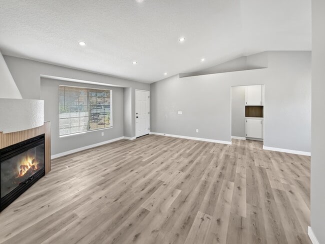 Building Photo - 69736 Cypress Rd