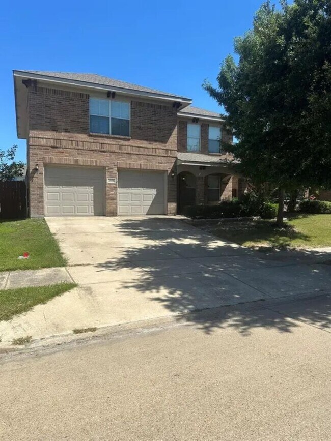 Building Photo - Charming 3BR House in Forney