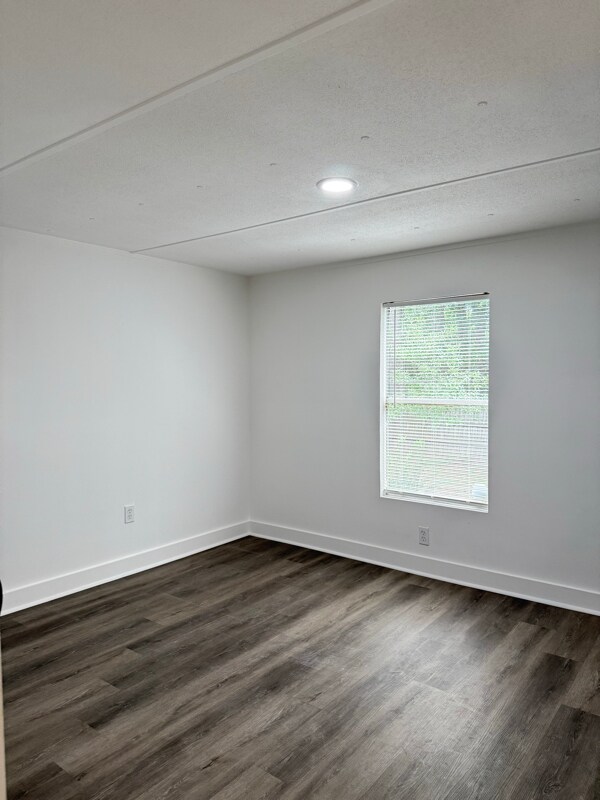 Building Photo - 700 Hayman St