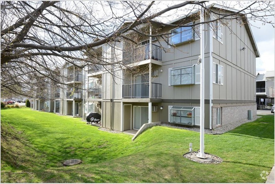 The Villages on 4th & Sullivan 15615 E 4th Ave Spokane Valley WA