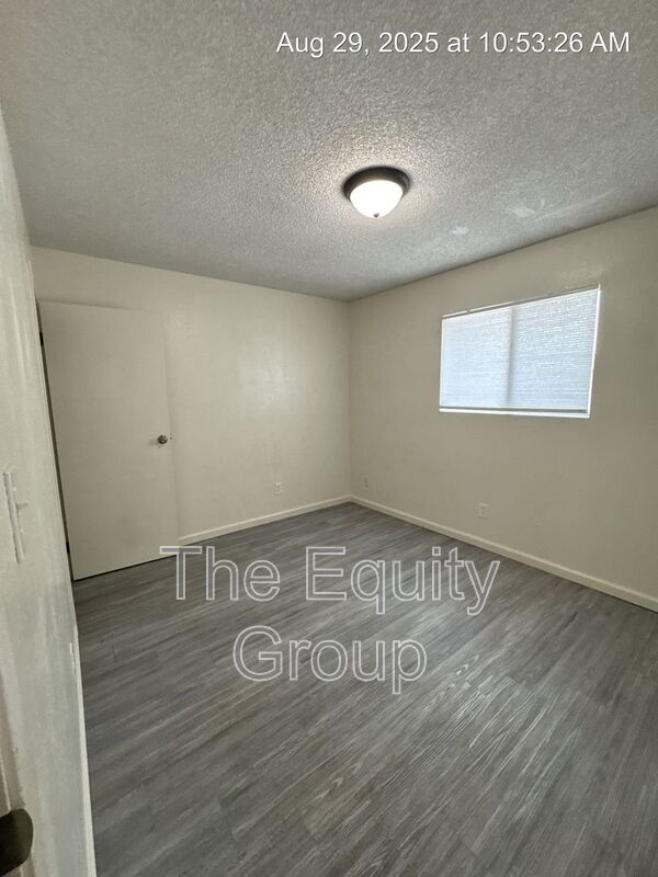 Building Photo - 149 N Castle Rock St