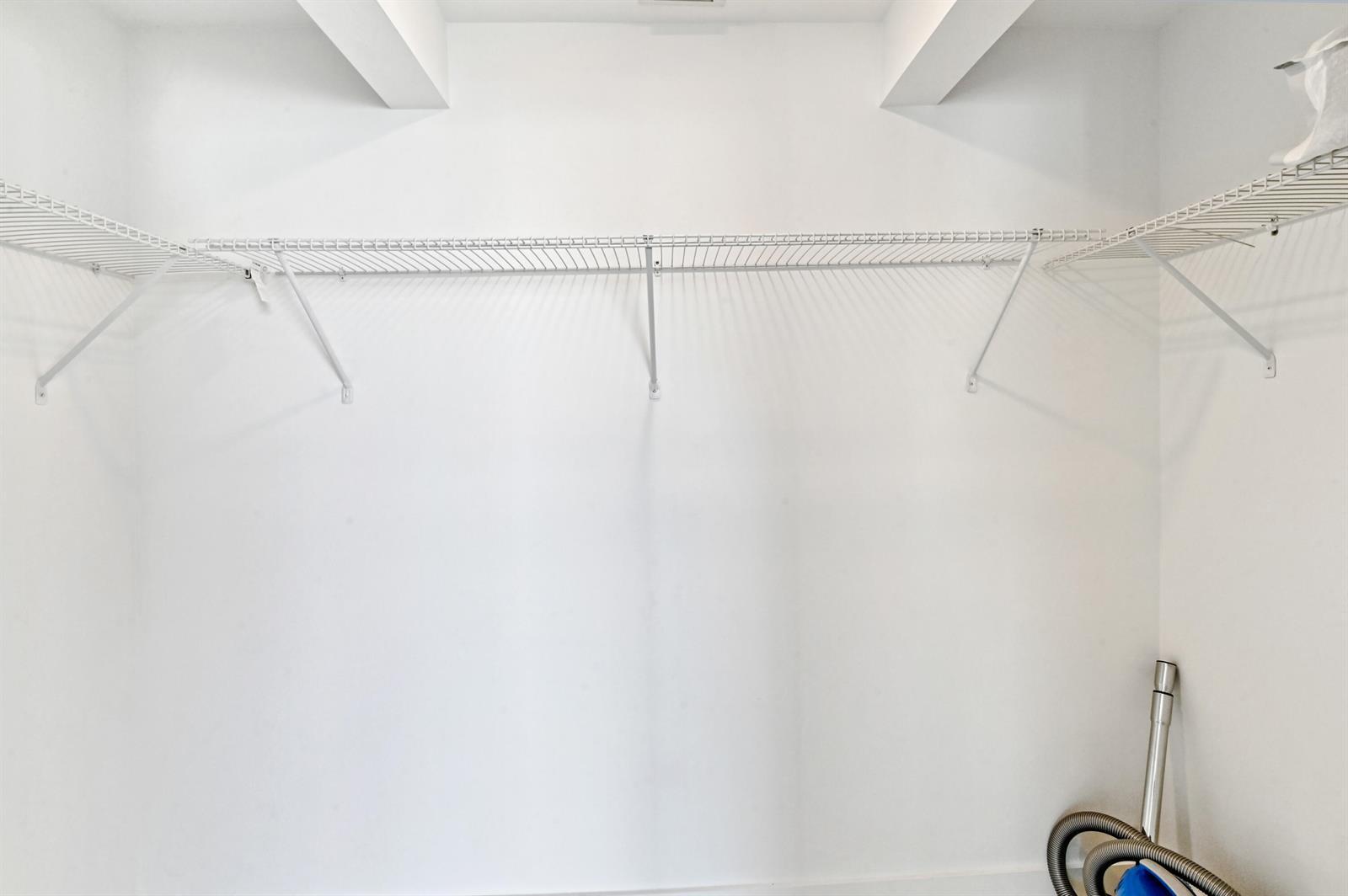 Building Photo - 60 SW 13th St