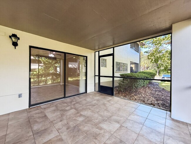 Building Photo - 10150 Belle Rive Blvd