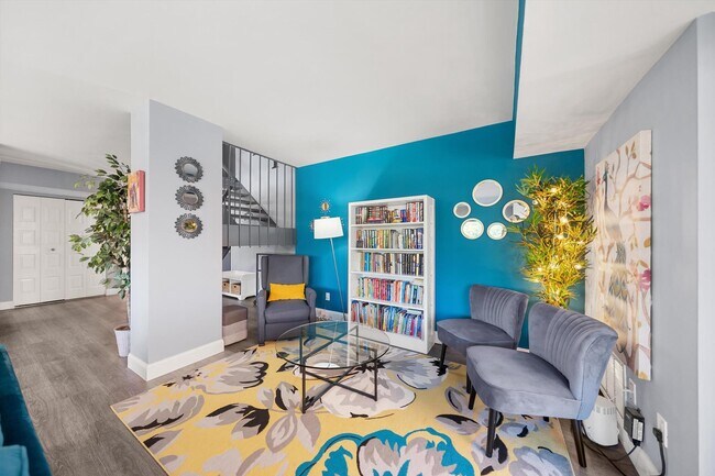 Building Photo - 5300 Columbia Pike