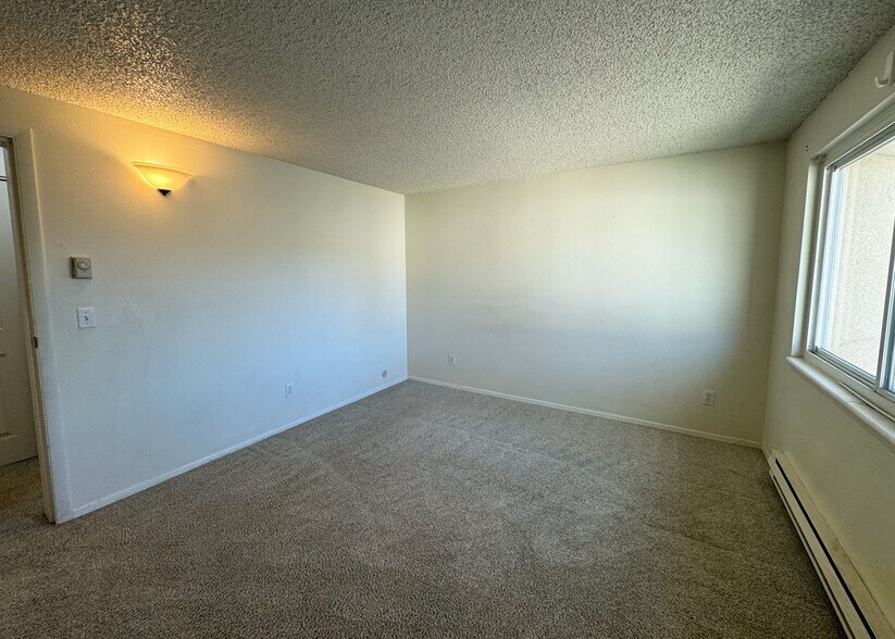 Building Photo - 1118 Darby St