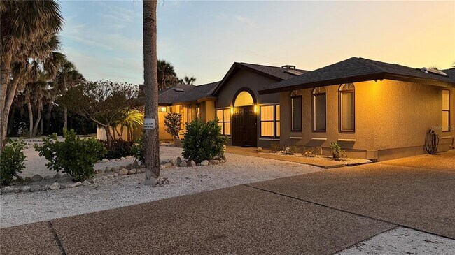 Building Photo - 2709 Casey Key Rd