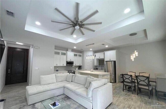 Building Photo - 7 Bella Vista Ave