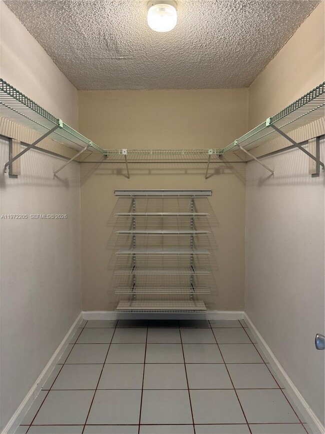 Building Photo - 13700 SW 62nd St